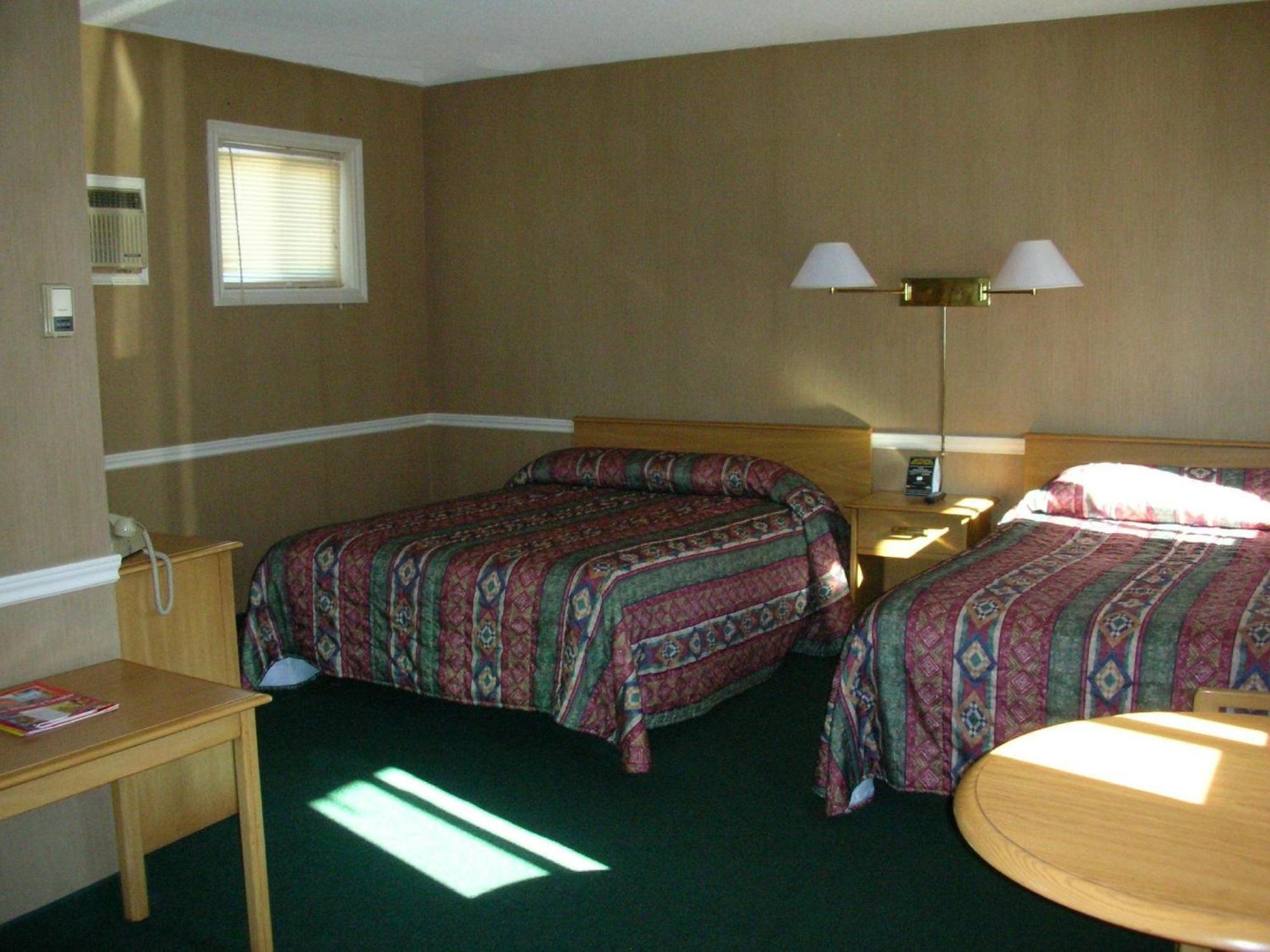Adams Motel Су-Сент-Мари Экстерьер фото